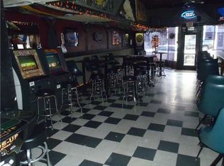 120 E Main St, Manchester, IA 52057