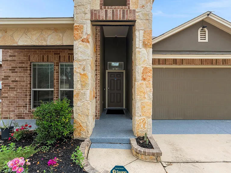 9426 Palomino Path — Photo 4