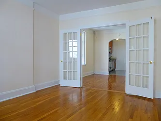 Rented by Siderow Residential Group