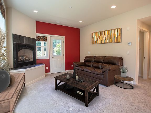 Living room staged virtually>