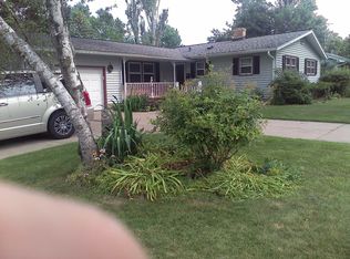 697 Gerald Ave, Sun Prairie, WI 53590