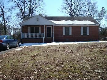 1st image of 7417 Dell Dr