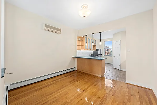 Rented by Douglas Elliman | media 14