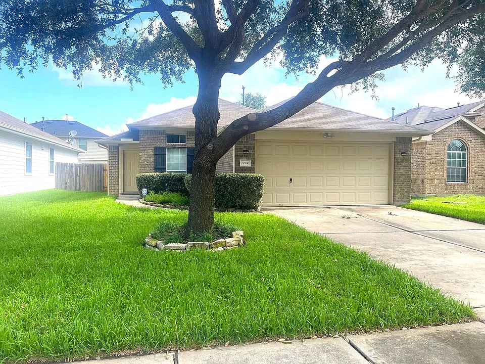 20130 Breezy Oak Ct