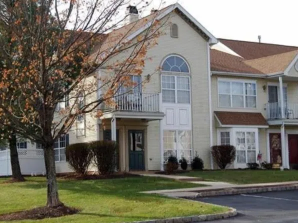 1898 Mansfield St, Hellertown, PA 18055