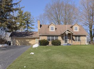2054 Woodcrest Rd, Indianapolis, IN 46227