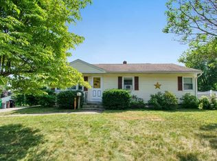 127 Cobb Ave, Chicopee, MA 01013