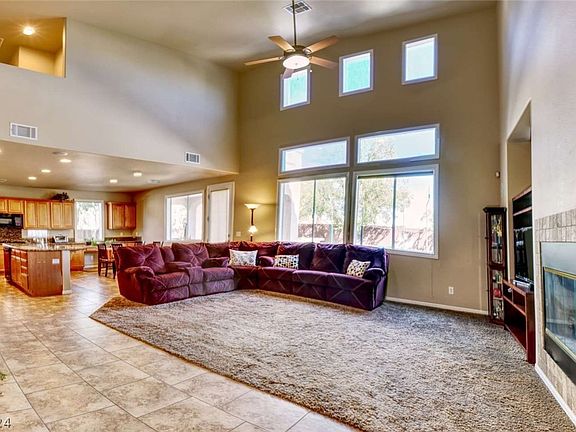 3rd image of 11529 Velicata Ct