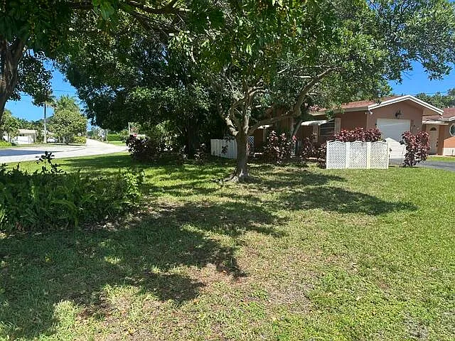 732 SE 11th Ave — Photo 31