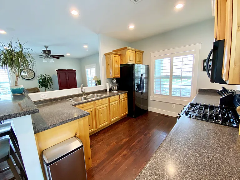 11718 S Lake Run Rd — Photo 3