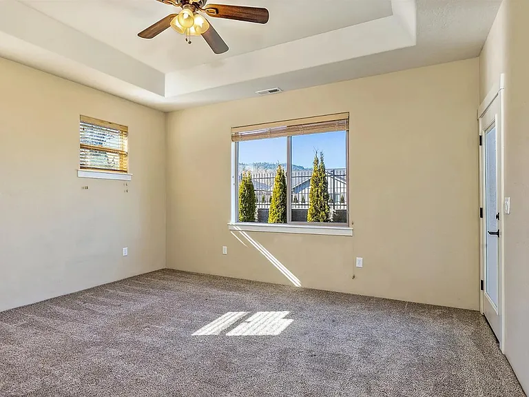 2436 Bridgewater Way — Photo 10