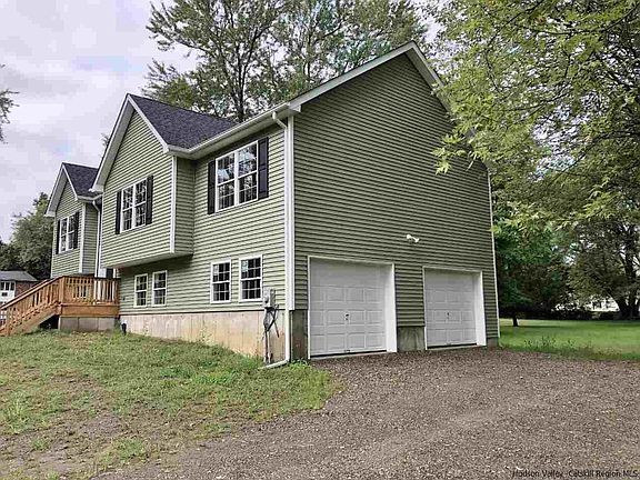 2nd image of 37 Cottage St