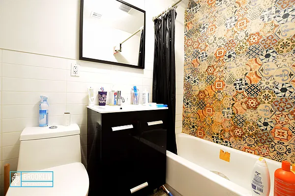 Rented by null | media 26