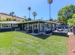 15553 Royal Ridge Rd, Sherman Oaks, CA 91403