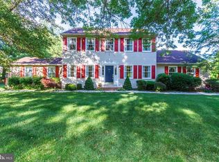 4107 Fox Mill Dr, Upper Chichester, PA 19061
