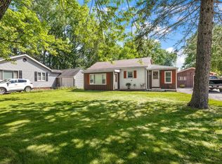 135 Kennedy Ave, Schererville, IN 46375