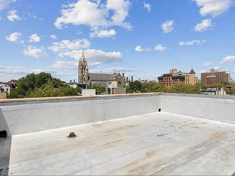 306 Bond St #4A — Photo 8