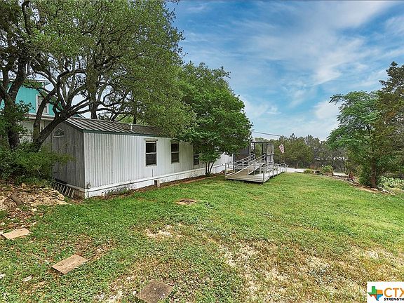 4th image of 147 Glenn Dr