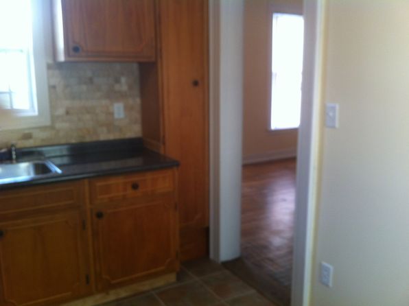 136 N Main St #1