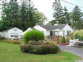 1st image of 81 Clover Cliff Dr