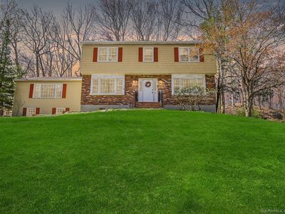 7 Allan Way, Bethel, CT, 06801