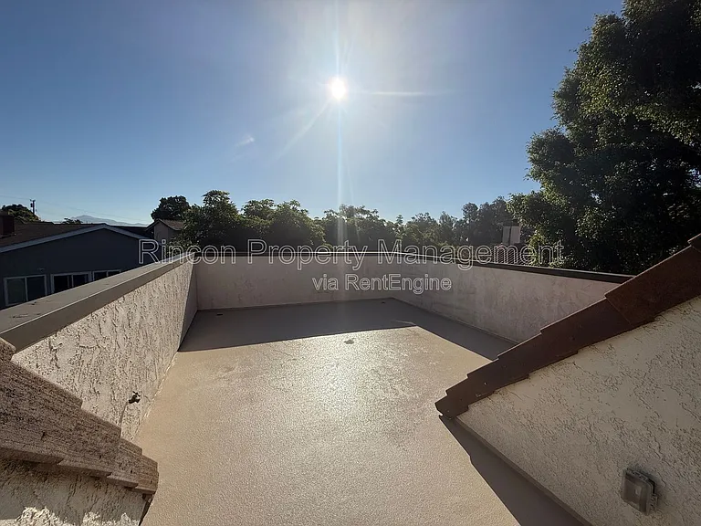 408 Galvin Cir — Photo 17