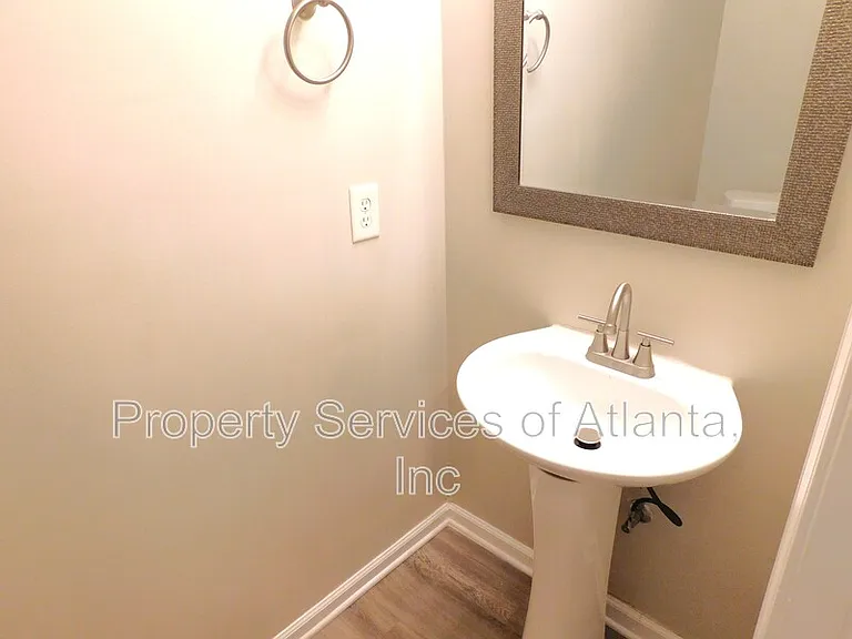6431 Shadow Ct — Photo 11
