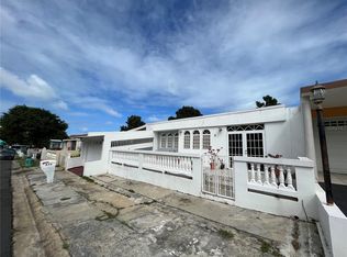 Urb Villa Clarita Blq E #16, Fajardo, PR 00738