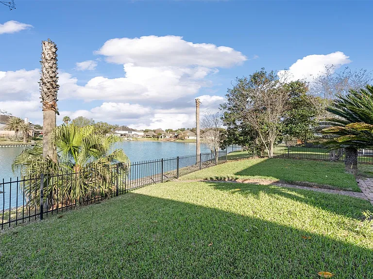 6518 Portuguese Bend Dr — Photo 29