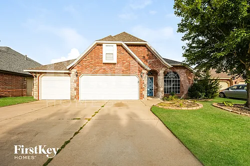 17205 Vitoria Dr Photo 1