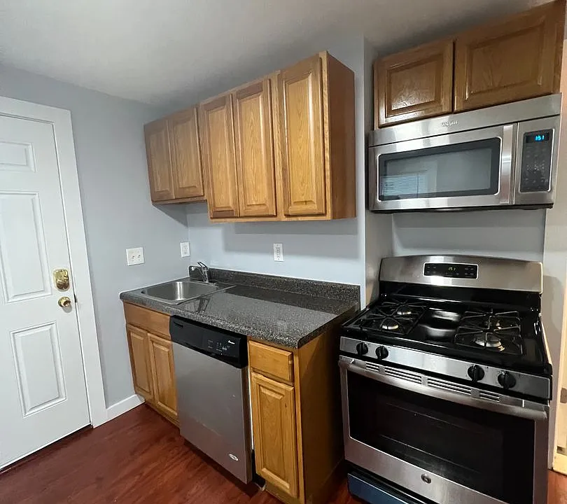 40 Walnut