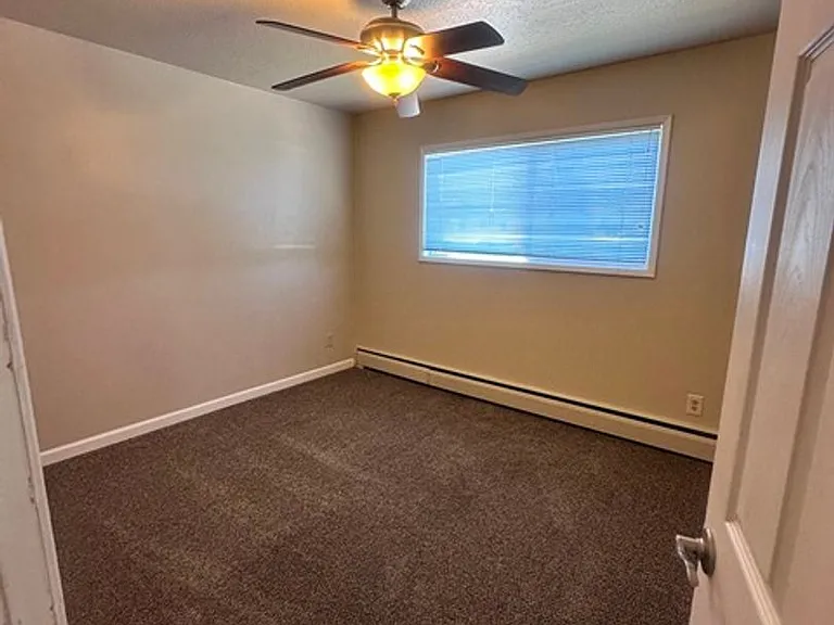 2544 Union St — Photo 58