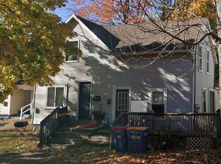 1009 Quarry Ave NW #2, Grand Rapids, MI 49504