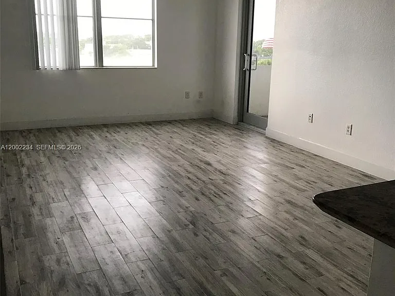 1830 Radius Dr #407 — Photo 4