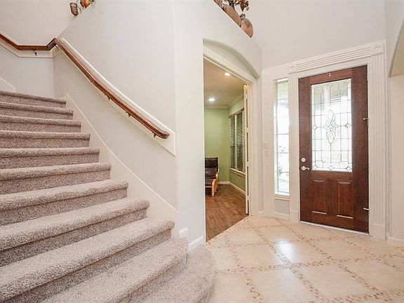 4th image of 14634 Saddle Briar Ln