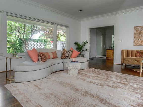 101 Rivercrest-9.jpg
