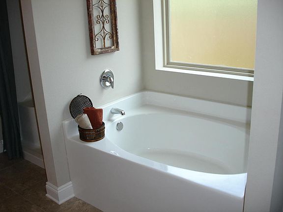 5th image of 8330 New Orleans Ct
