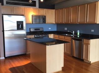 933 W Van Buren St APT 515, Chicago, IL 60607