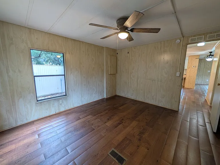 9810 SE 166th Pl — Photo 10
