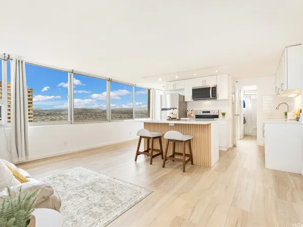 1060 Kamehameha Hwy APT 3806A, Pearl City, HI 96782