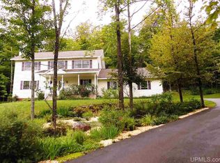 606 S Park St, Bessemer, MI 49911
