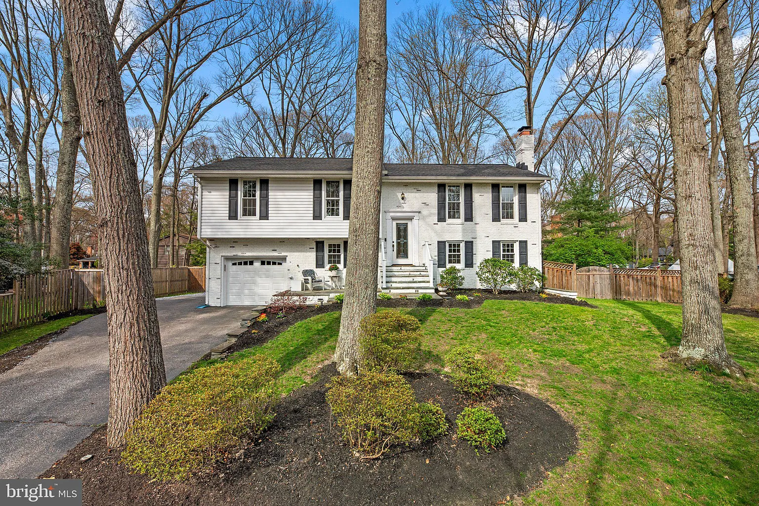 387 Hartman Dr photo 1