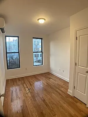 Rented by BIG Management NY | media 11