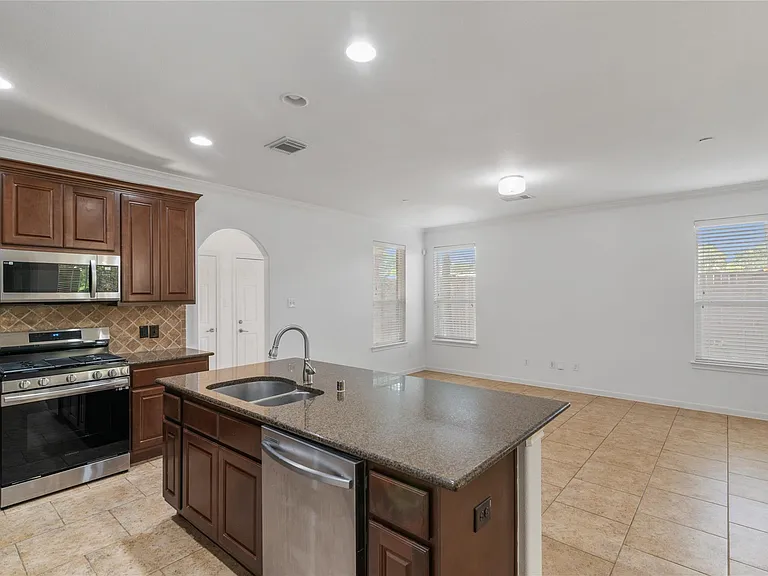 31 Umbria Ln — Photo 13