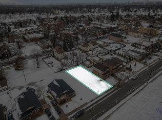 1740 Ferney St, Dearborn, MI 48120