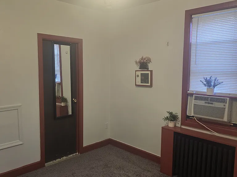 1622 Bainbridge St #3F — Photo 30