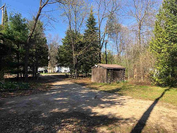 4th image of W4957 Lake Dr