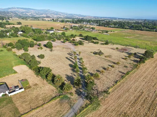 4120 Robway Lane, Santa Rosa, CA 95407