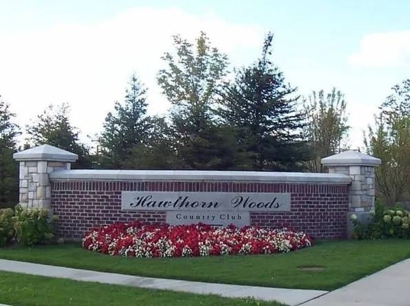 6 Olympia Fields Ct, Hawthorn Woods, IL 60047