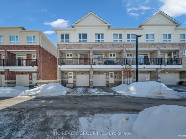64 Chicago Ln, Markham, ON L6E 0V6